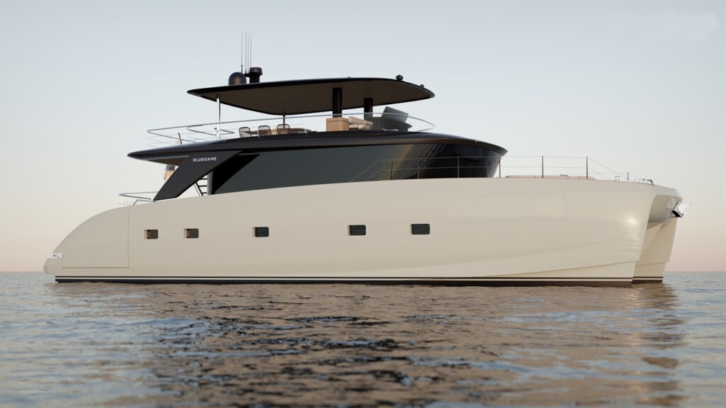 Sanlorenzo Yacht BGM75 at sea starboard side view