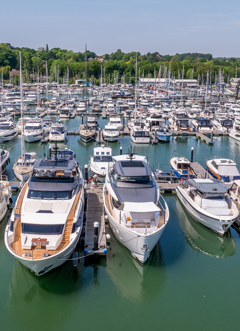 Sanlorenzo and Bluegame shine at the British Motor Yacht Show