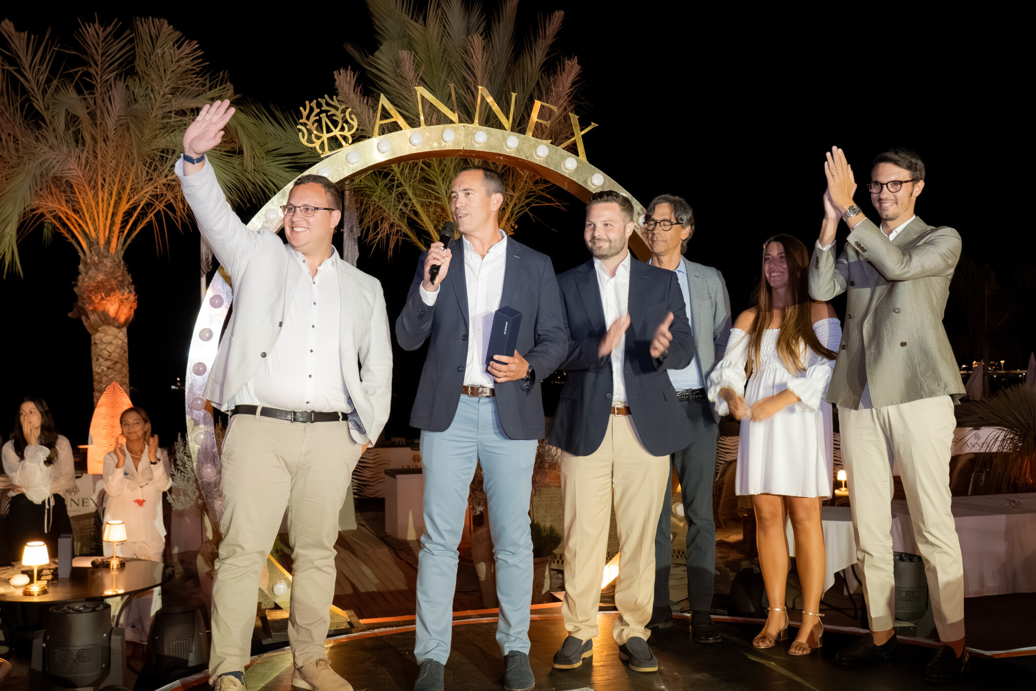 Sanlorenzo UK receives top Bluegame sales award